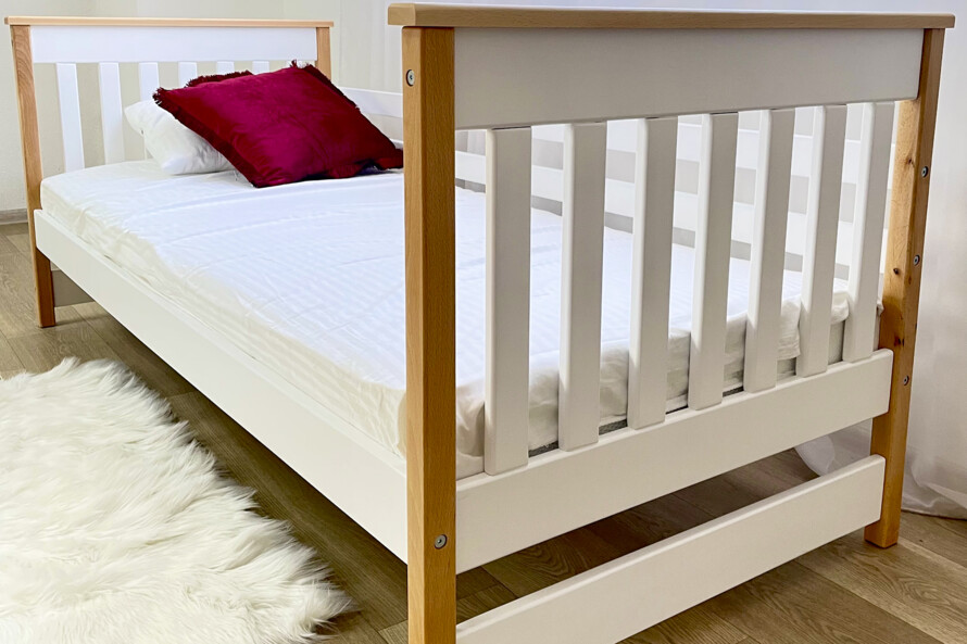 Ліжко дитяче з дерева Адель (бук) Колір RAL