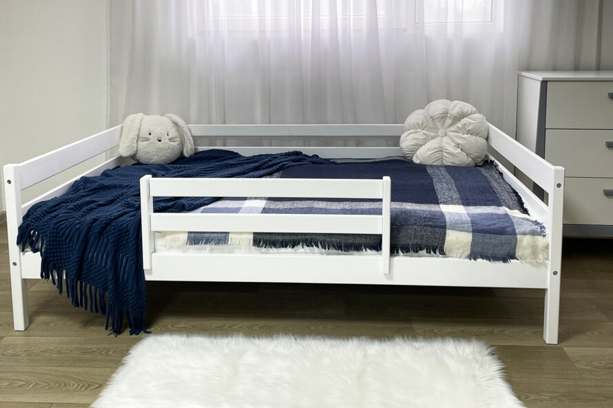 Дитяче ліжко з дерева Хьюго (бук) Колір RAL