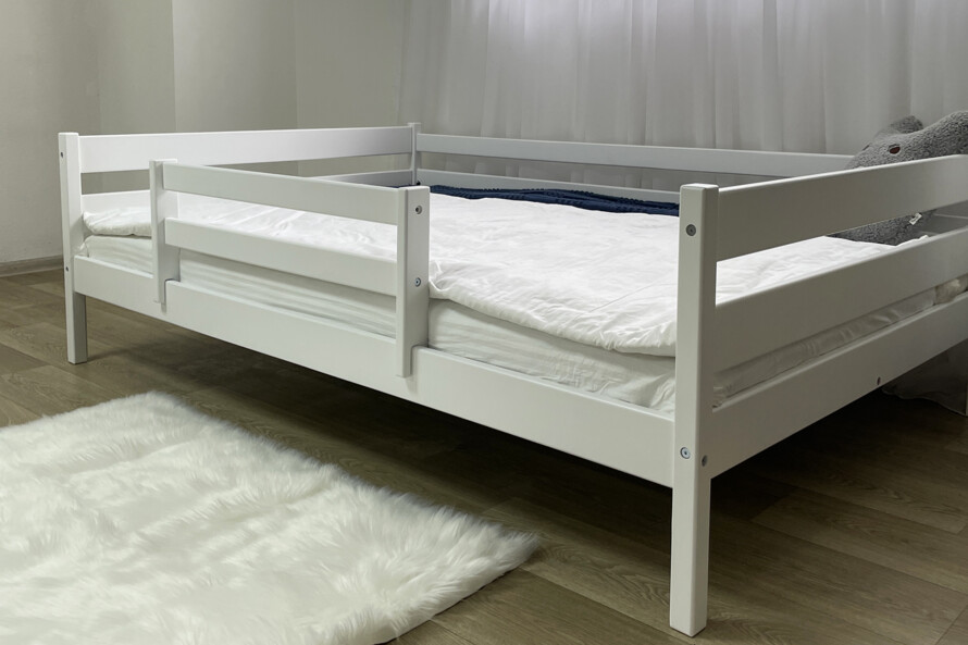 Дитяче ліжко з дерева Хьюго (бук) Колір RAL